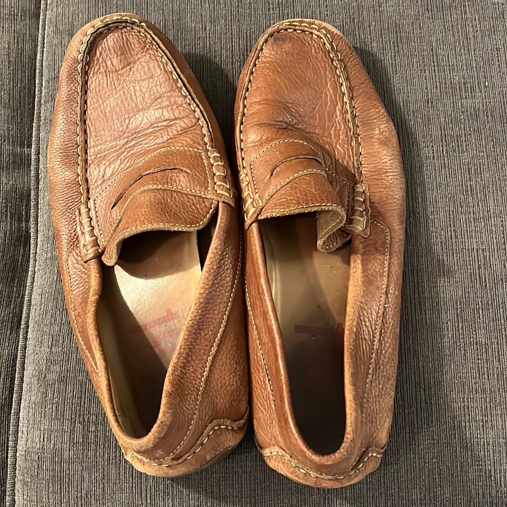Men’s brown loafers